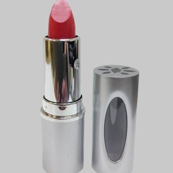 Honeybee gardens Other - Honeybee Gardens Truly Natural Lipstick